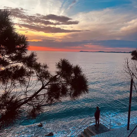 فندق Lungomare