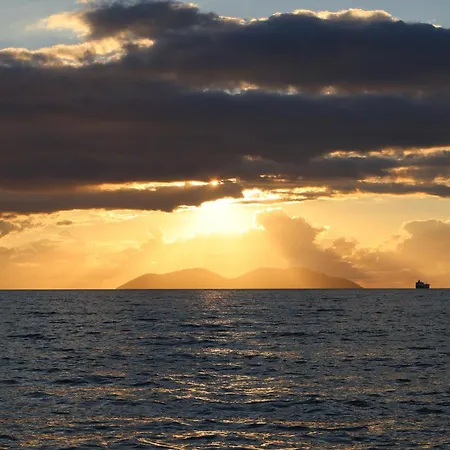 Lungomare Szálloda 3*