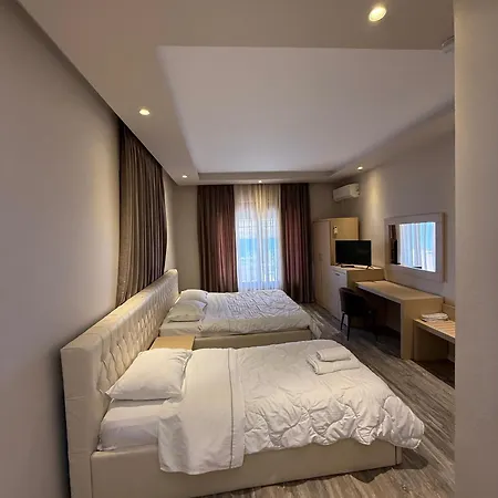 Lungomare 3* Vlorë