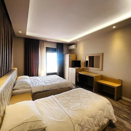 Lungomare Hotell 3*