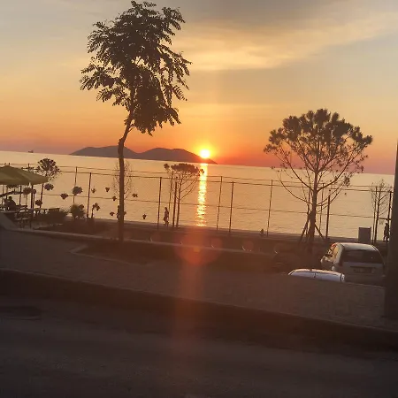 Ξενοδοχείο Lungomare 3*