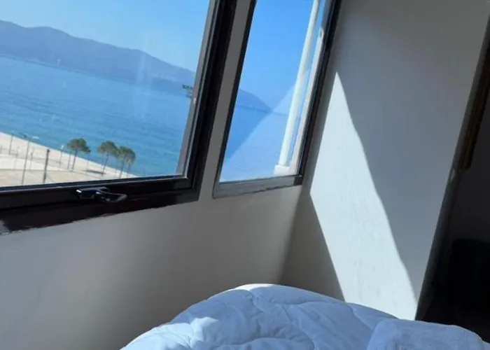 Szálloda Lungomare 3*