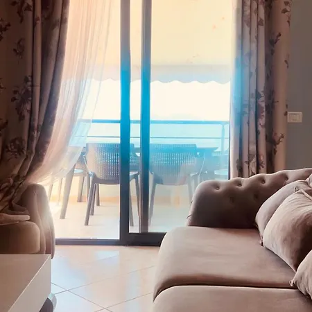 Lungomare Hotel 3*